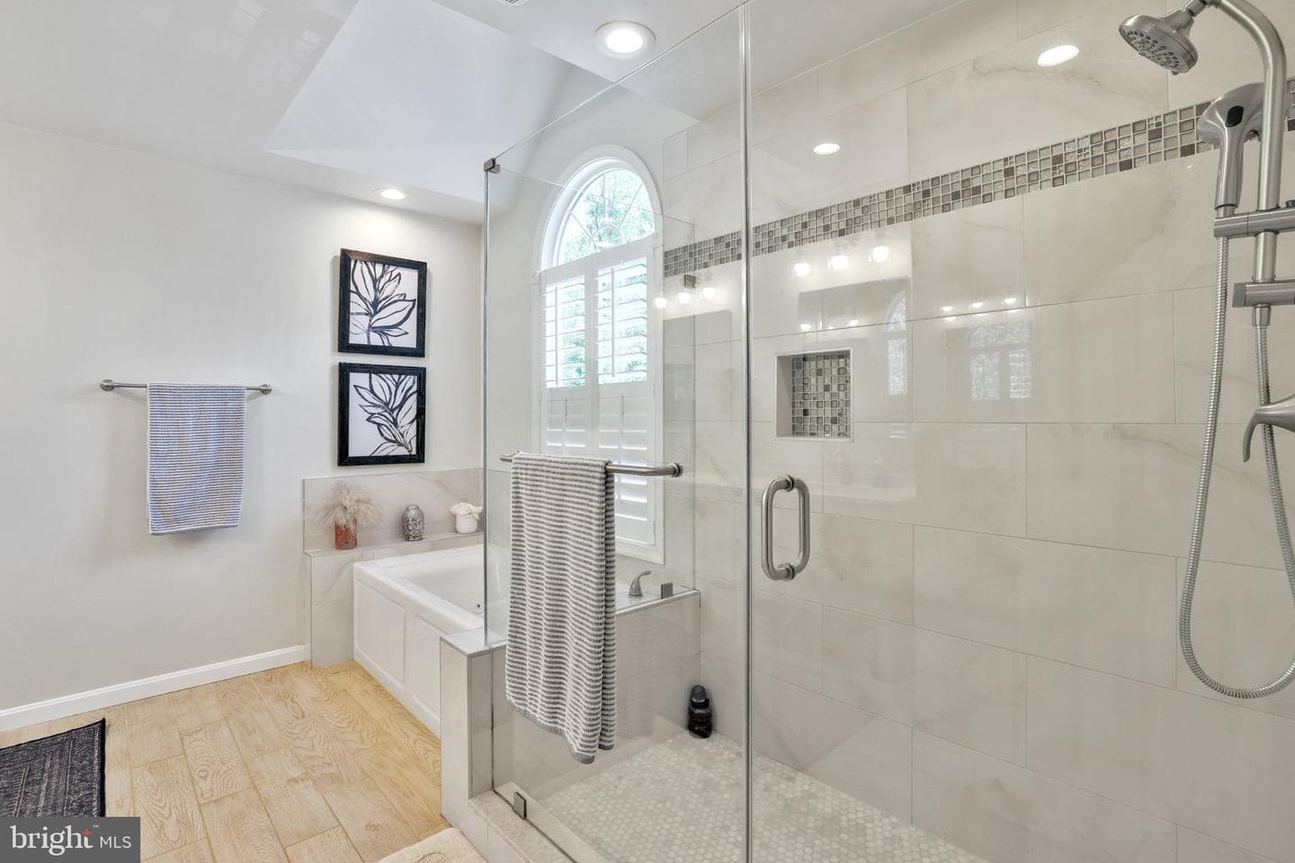 6732 Churchill Road photo 37