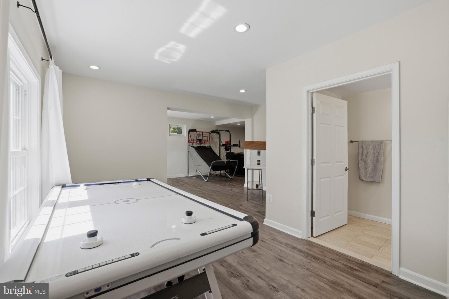 6732 Churchill Road photo 46