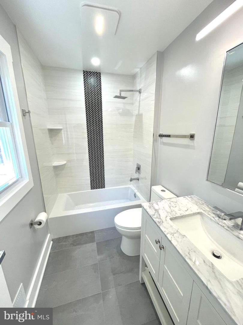 8638 Vernon Avenue photo 23