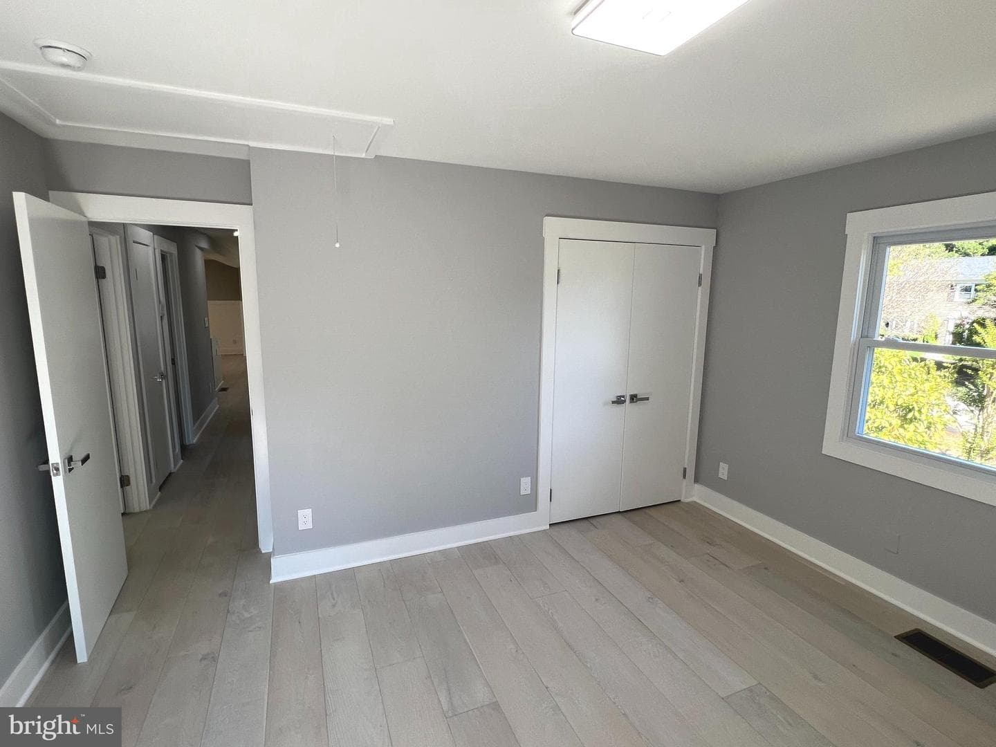 8638 Vernon Avenue photo 26