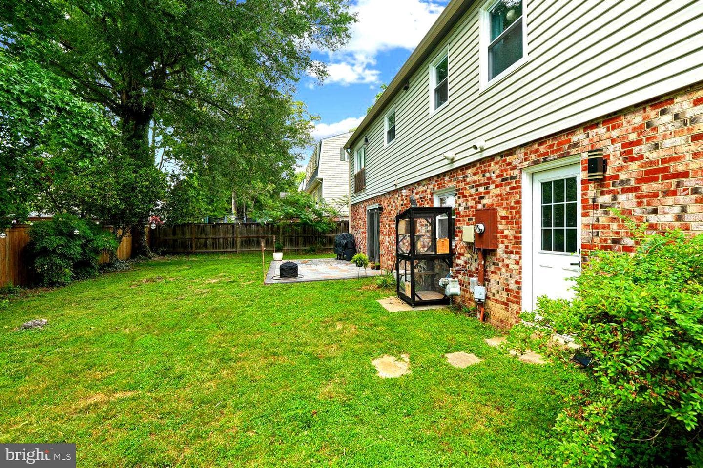 8638 Vernon Avenue photo 47