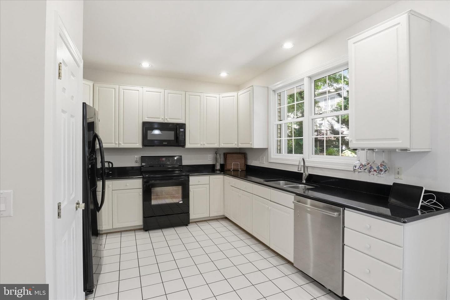 9902 Michael Schar Court photo 12