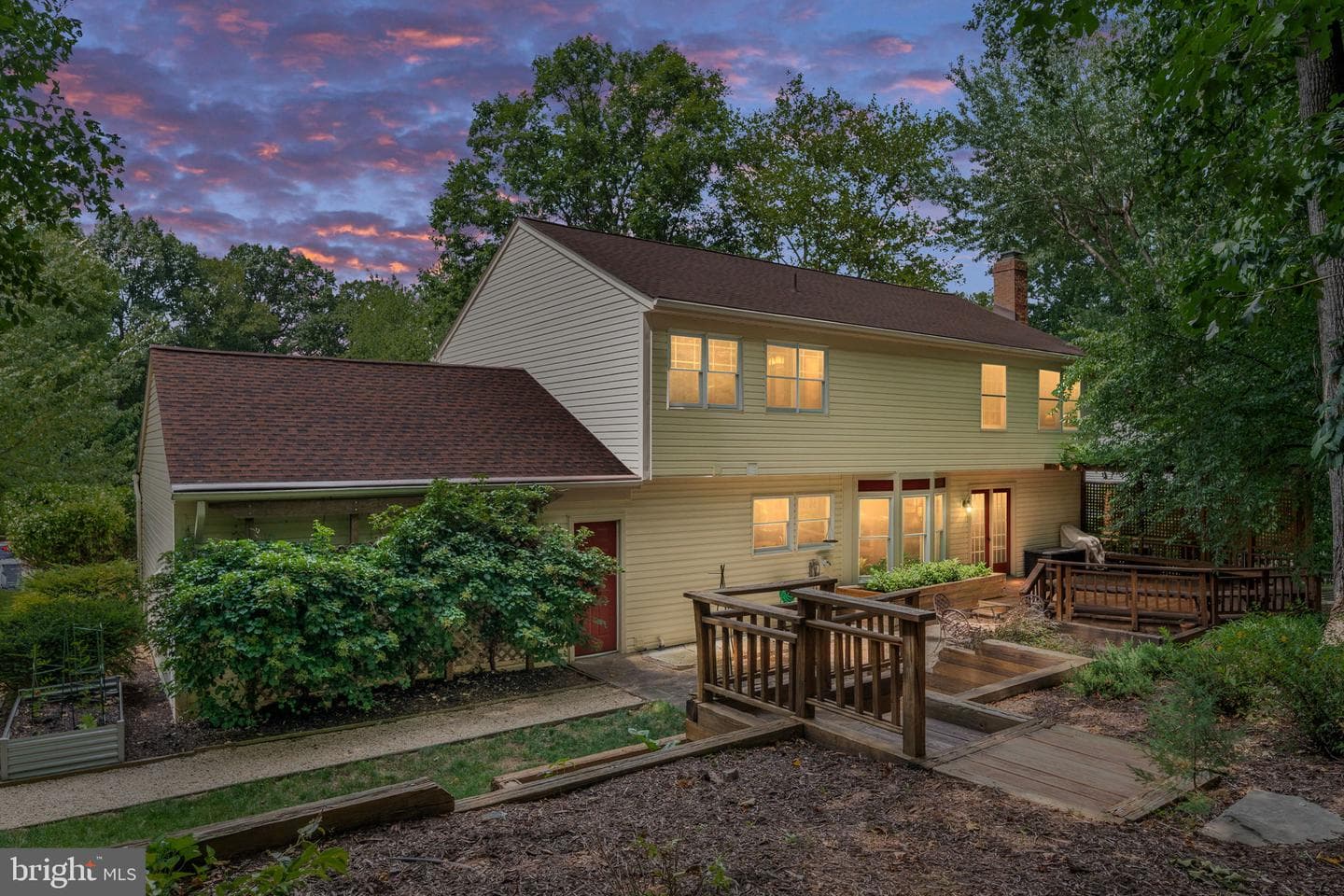 12035 Lake Newport Road photo 56