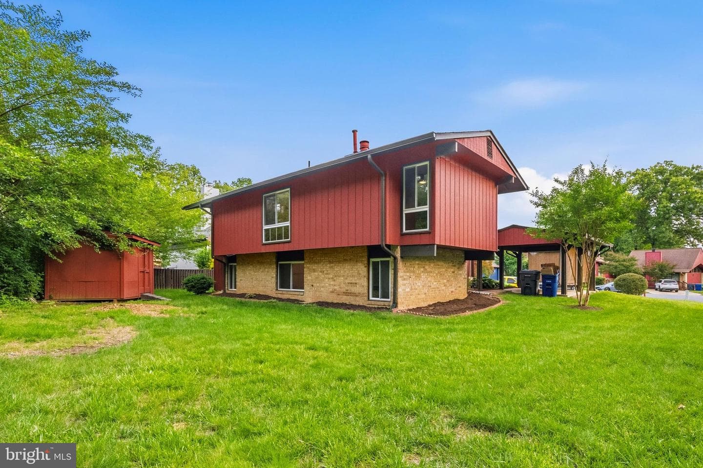 7802 Appledore Court photo 73