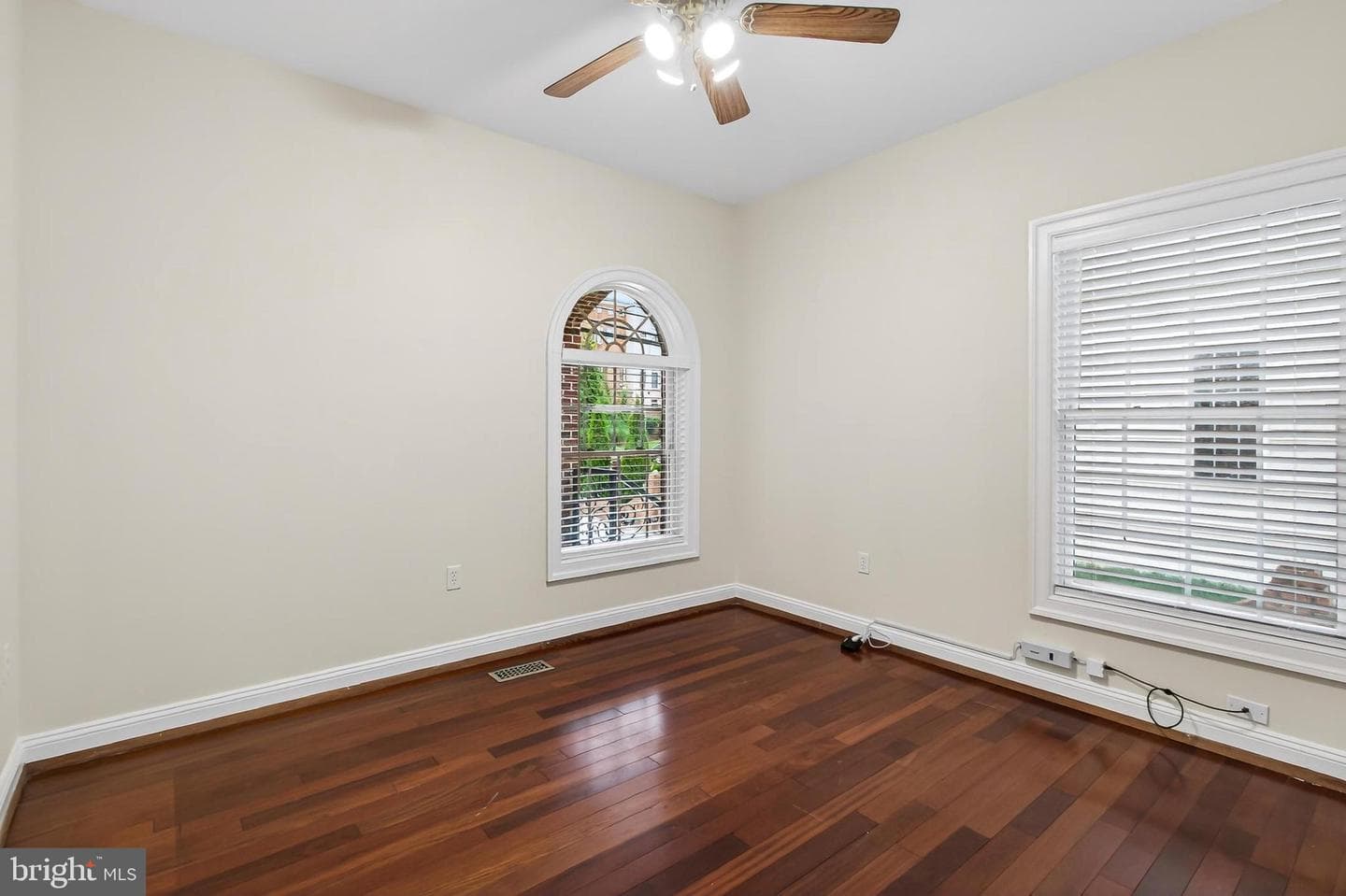 7705 Magarity Road photo 23