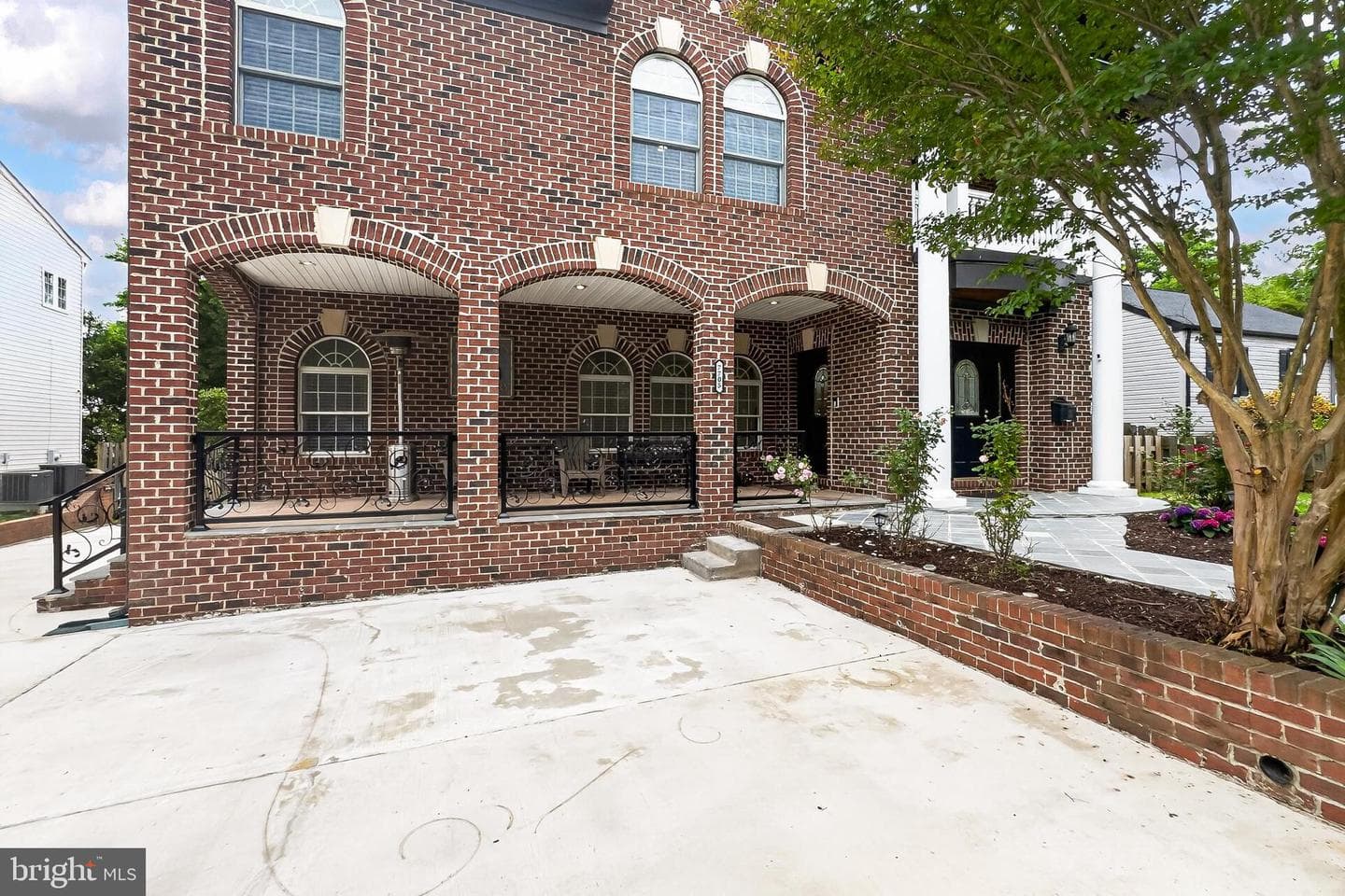 7705 Magarity Road photo 5
