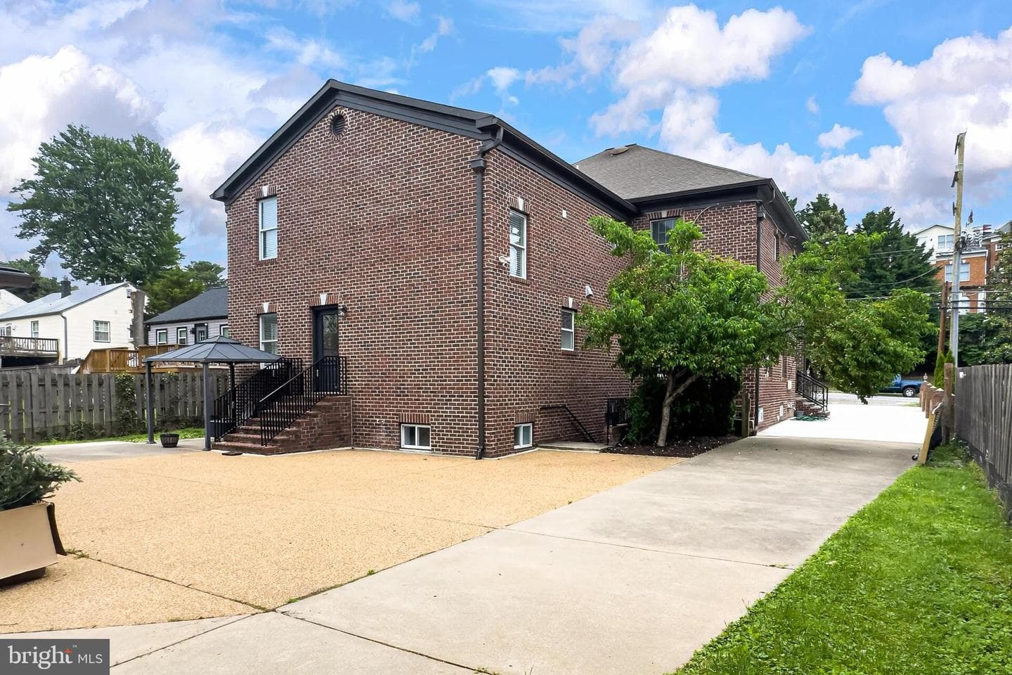 7705 Magarity Road photo 60