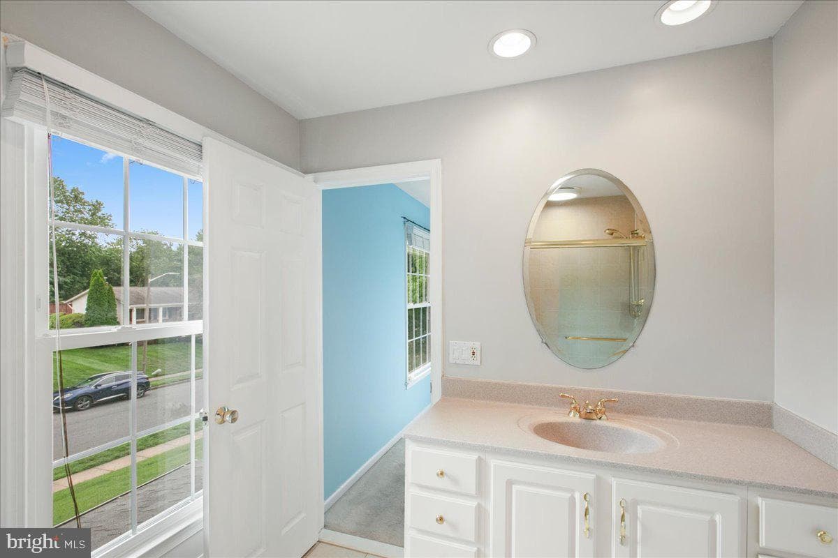 7142 Red Horse Tavern Lane photo 7