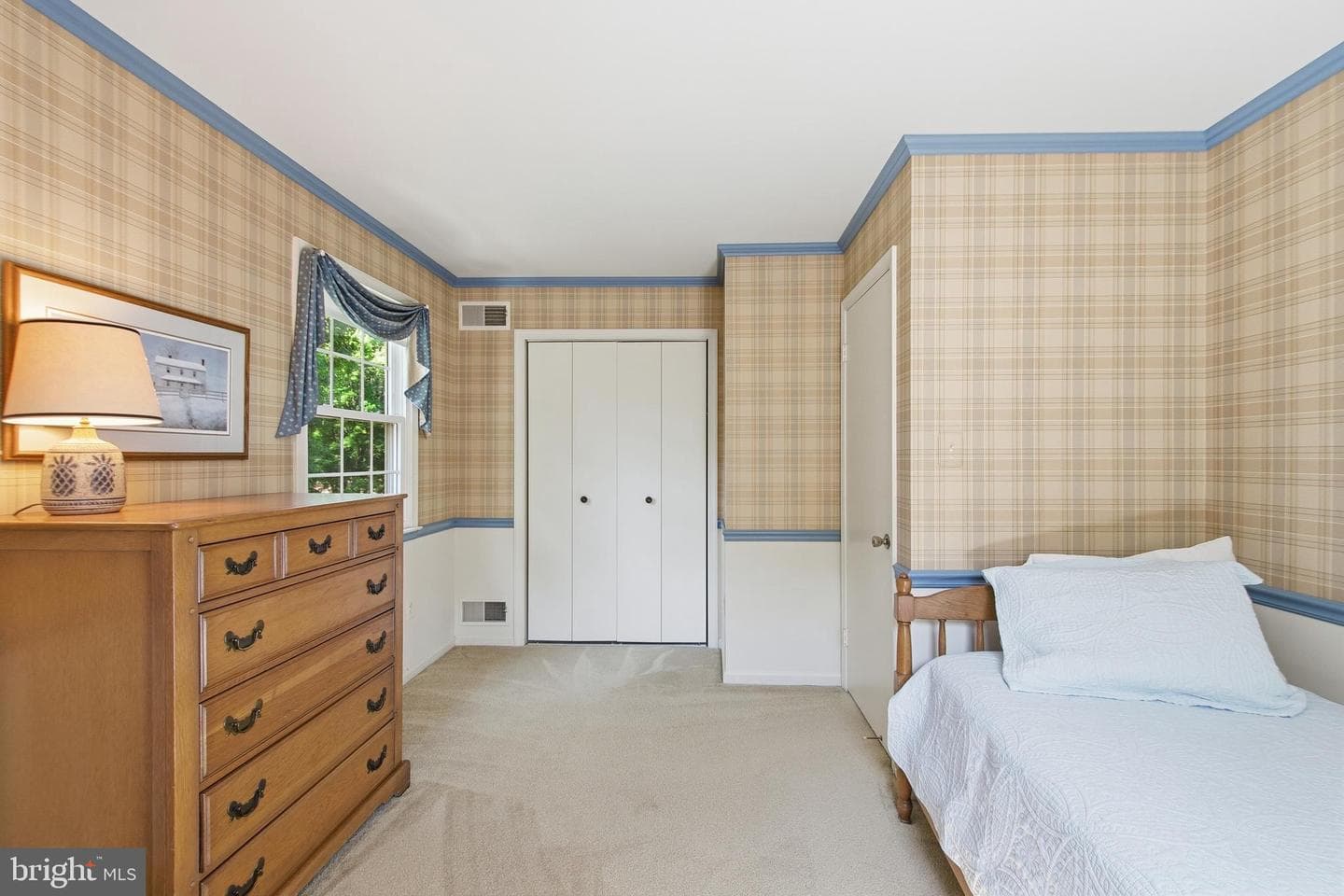 9385 Saddlemount Court photo 28
