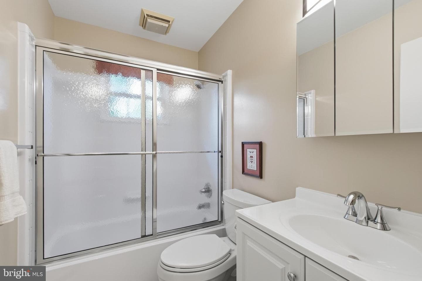 9385 Saddlemount Court photo 29