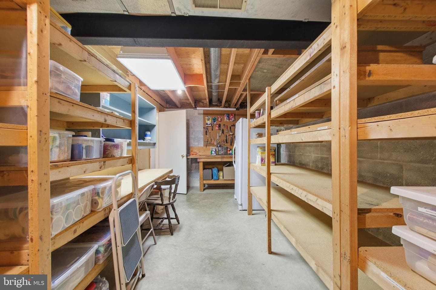 9385 Saddlemount Court photo 45
