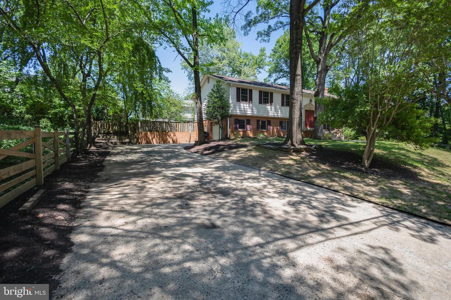 4300 Roberts Avenue photo 5