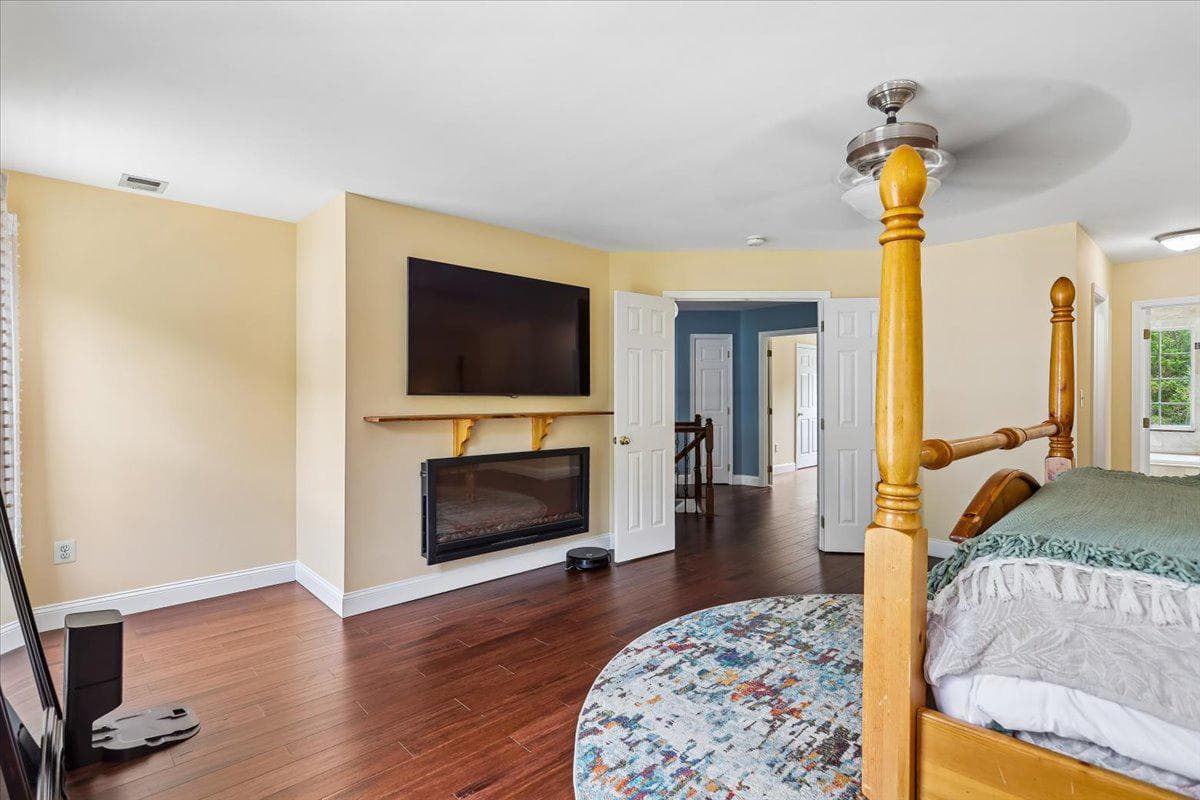 6859 Colonel Taylor Lane photo 17
