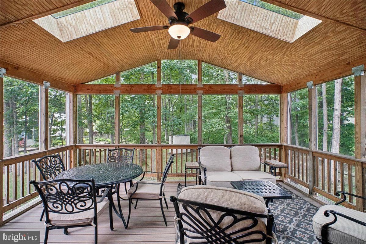 9739 Ironmaster Drive photo 40