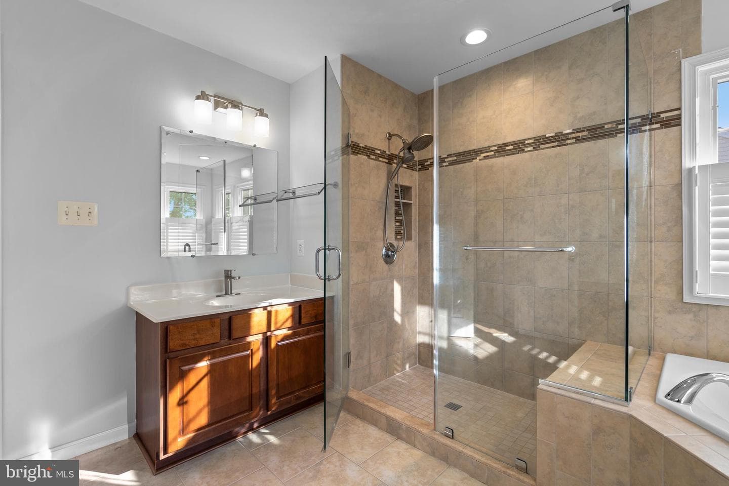 4689 Brentwall Court photo 26
