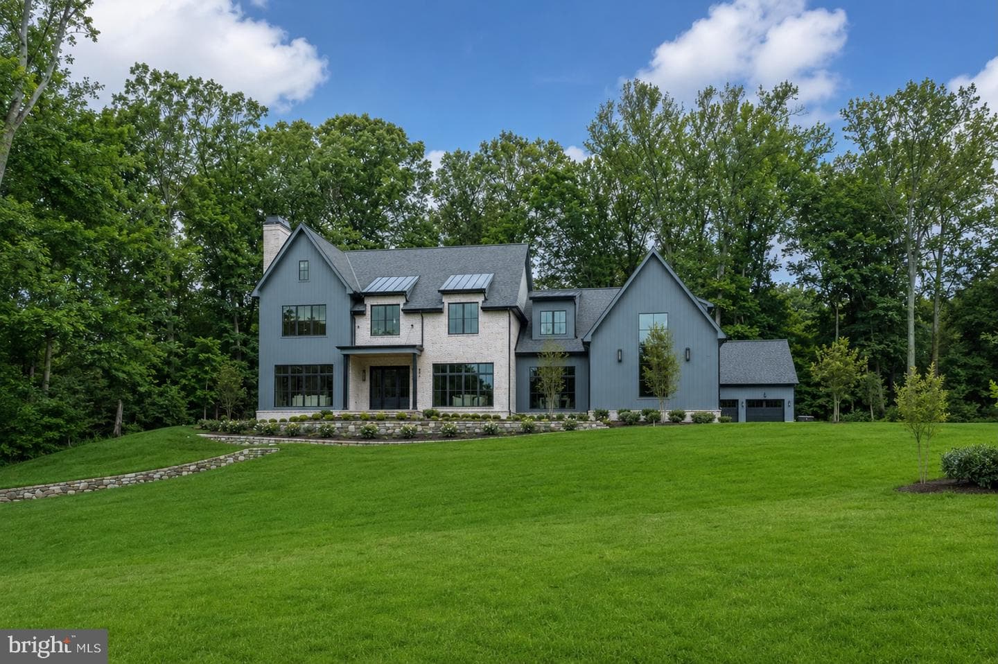 796 Falls Farm Court, Great Falls