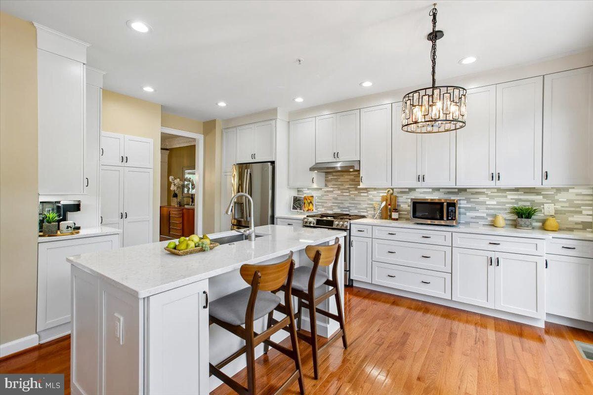 9574 Lagersfield Circle photo 13