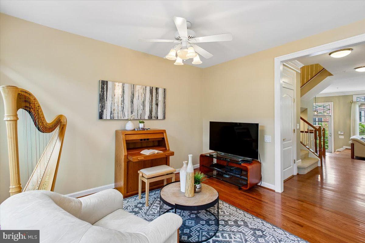 9574 Lagersfield Circle photo 16
