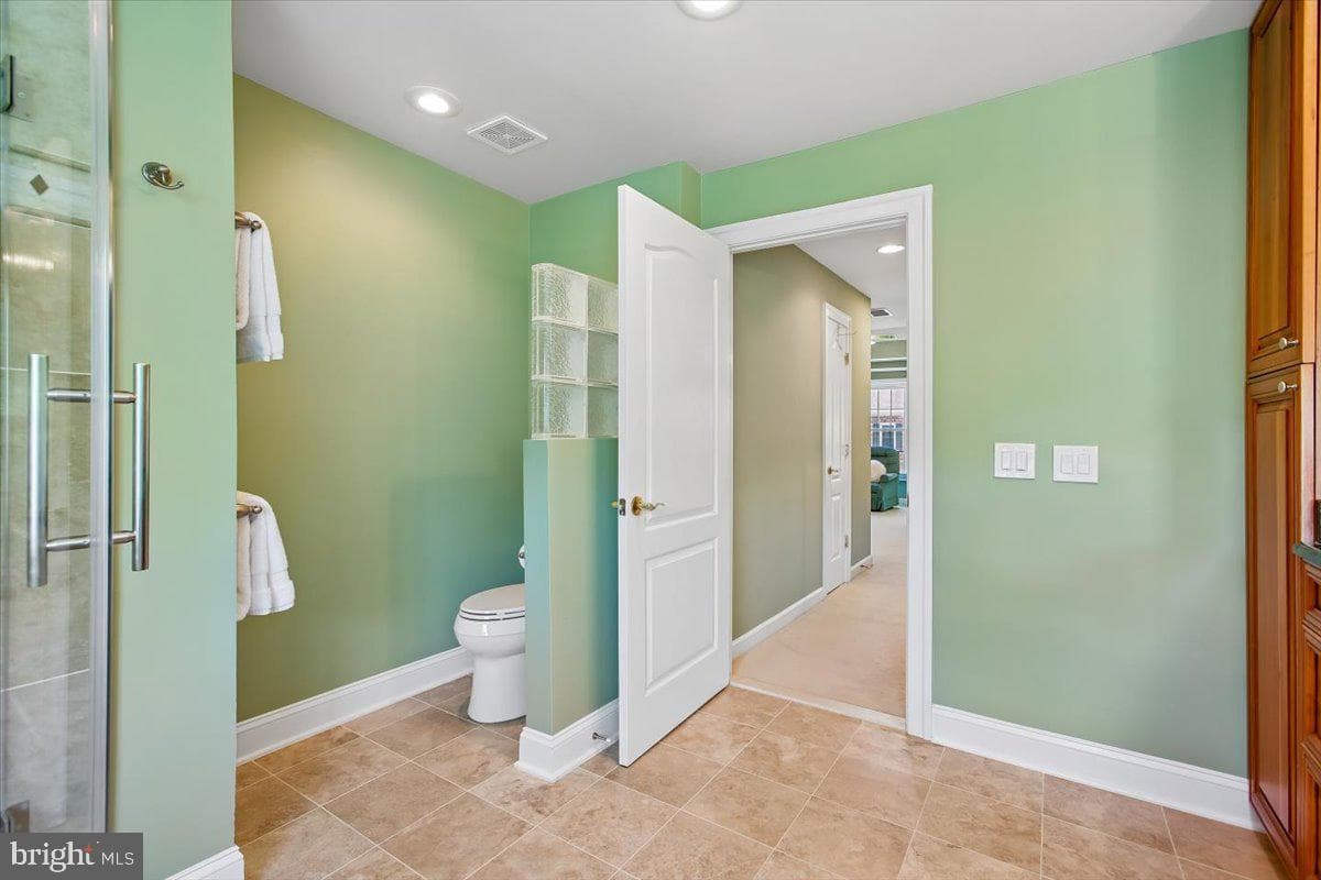 9574 Lagersfield Circle photo 28