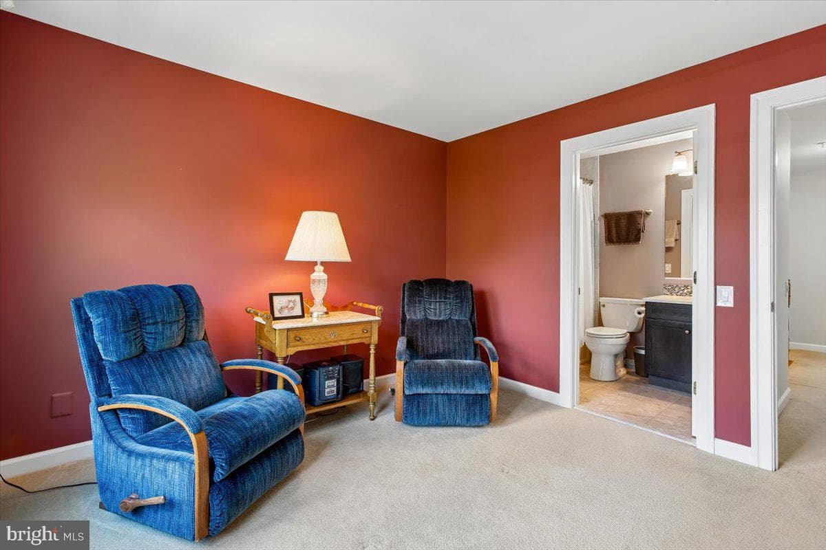 9574 Lagersfield Circle photo 32