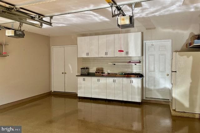 9574 Lagersfield Circle photo 44
