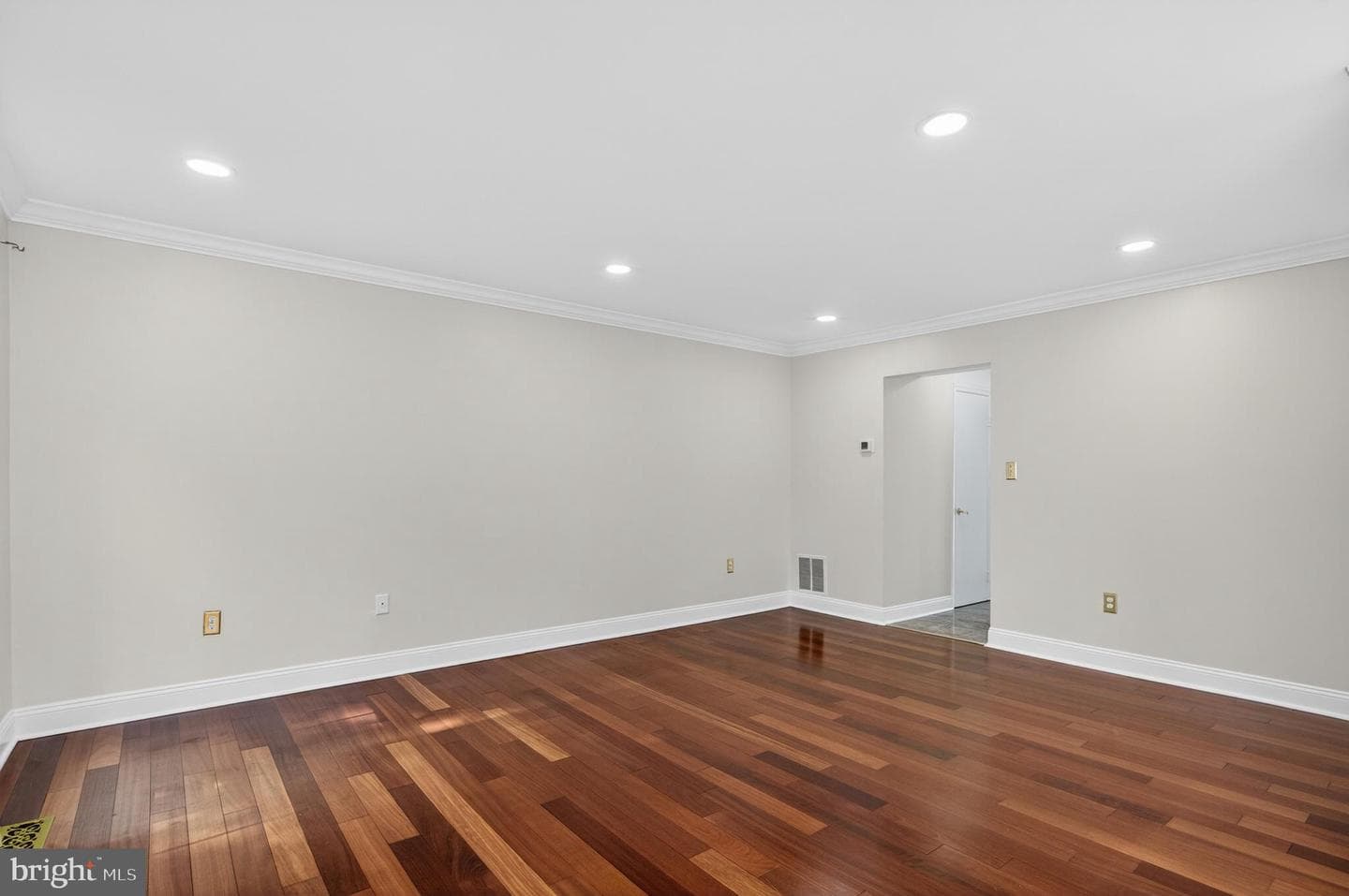 9608 Masterworks Drive photo 11