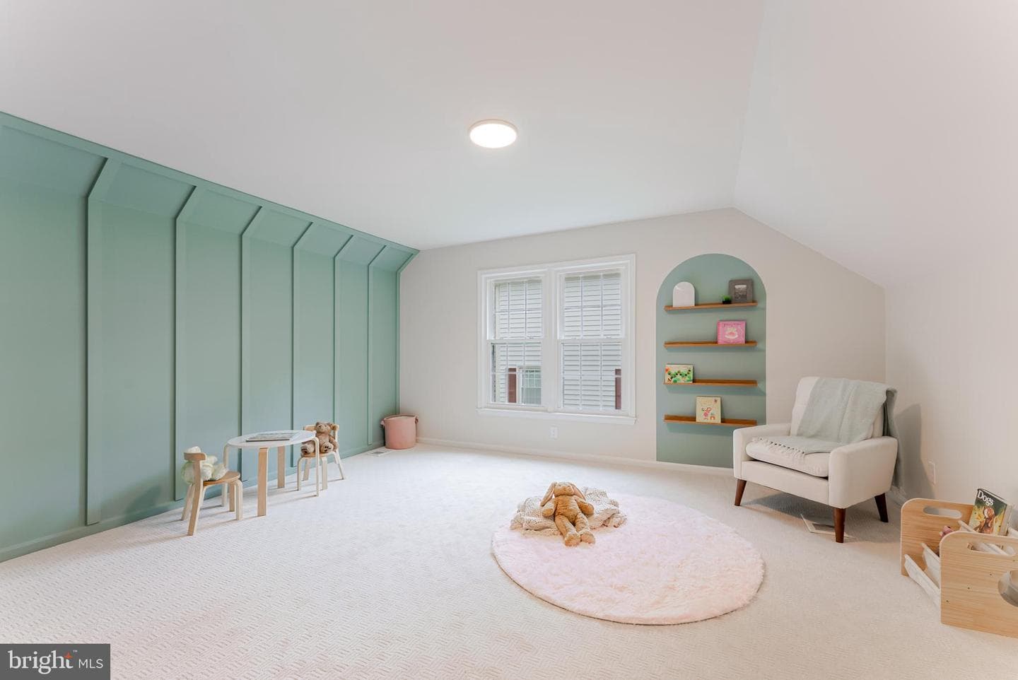 9109 Parliament Drive photo 9