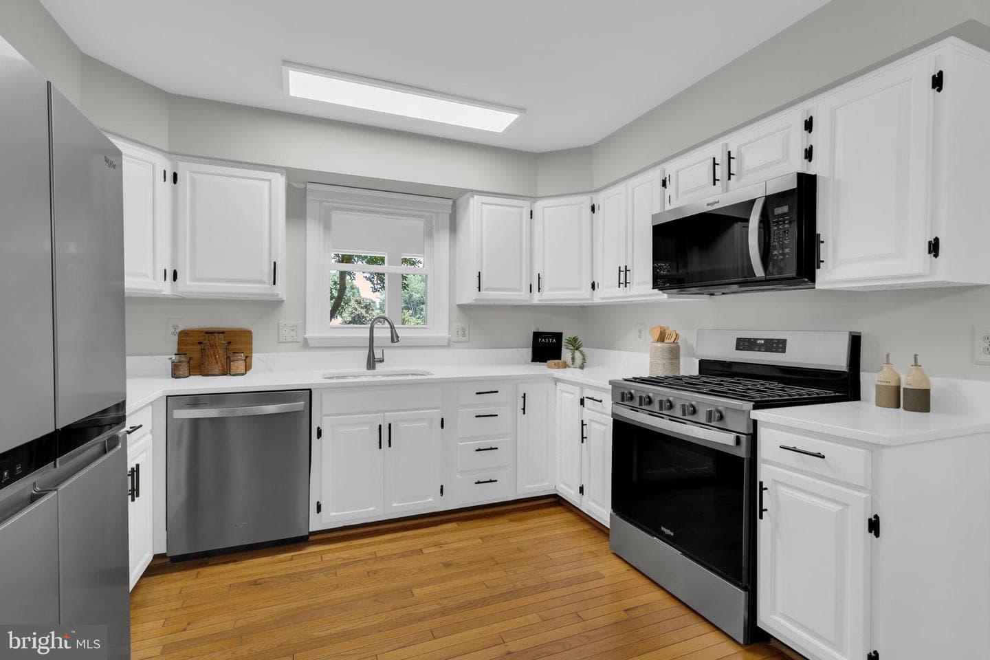 9695 Holly Oak Court photo 14
