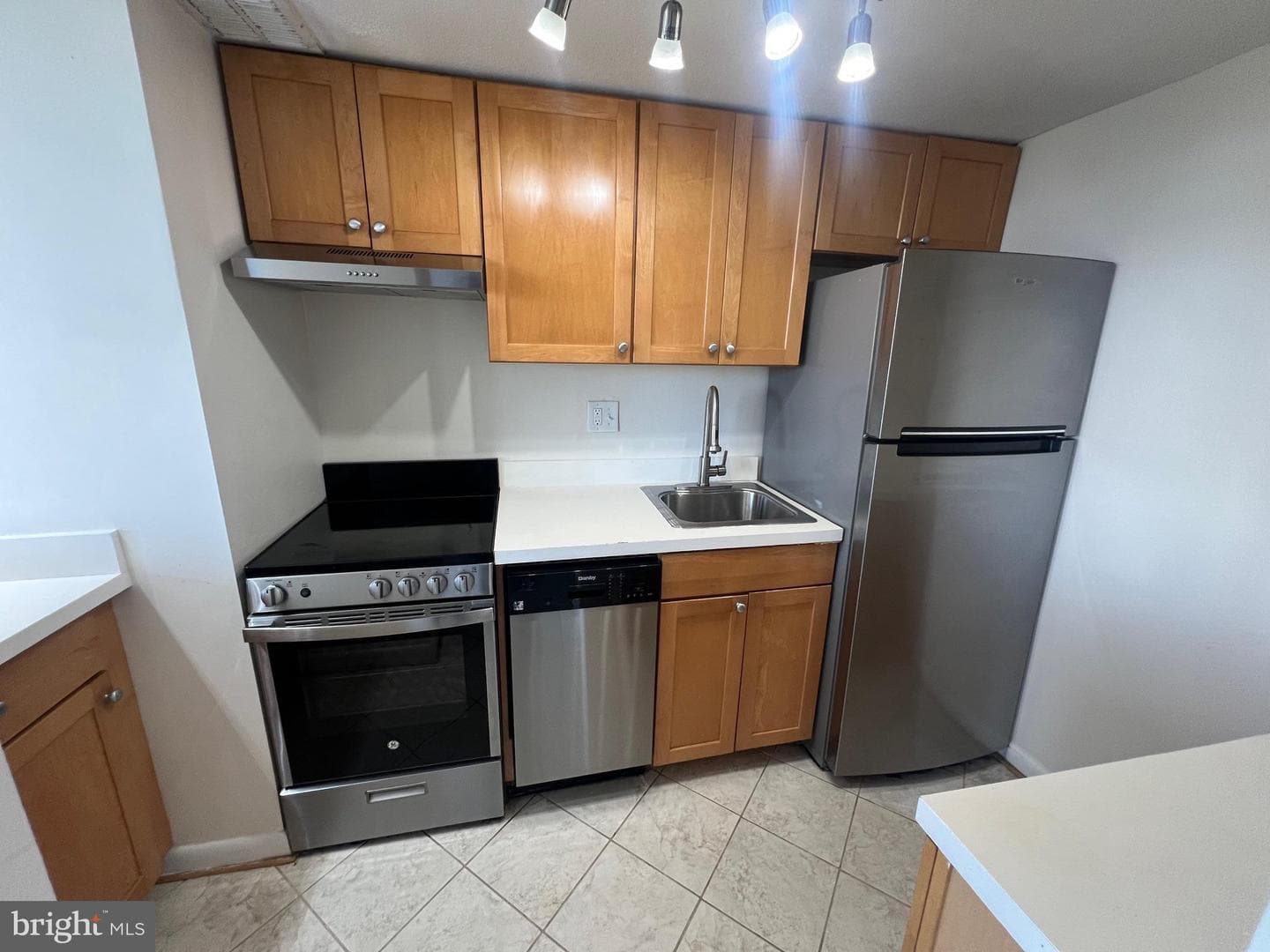 2059 Huntington Avenue #1601 photo 10