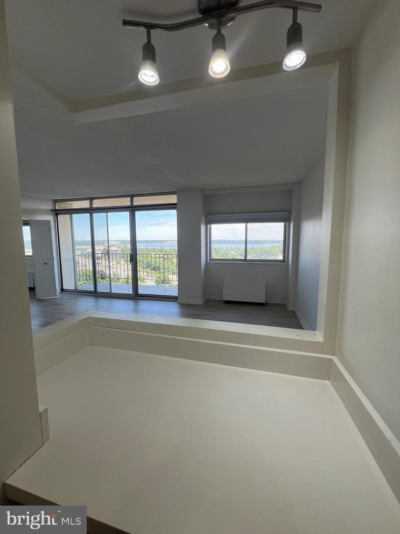 2059 Huntington Avenue #1601 photo 5