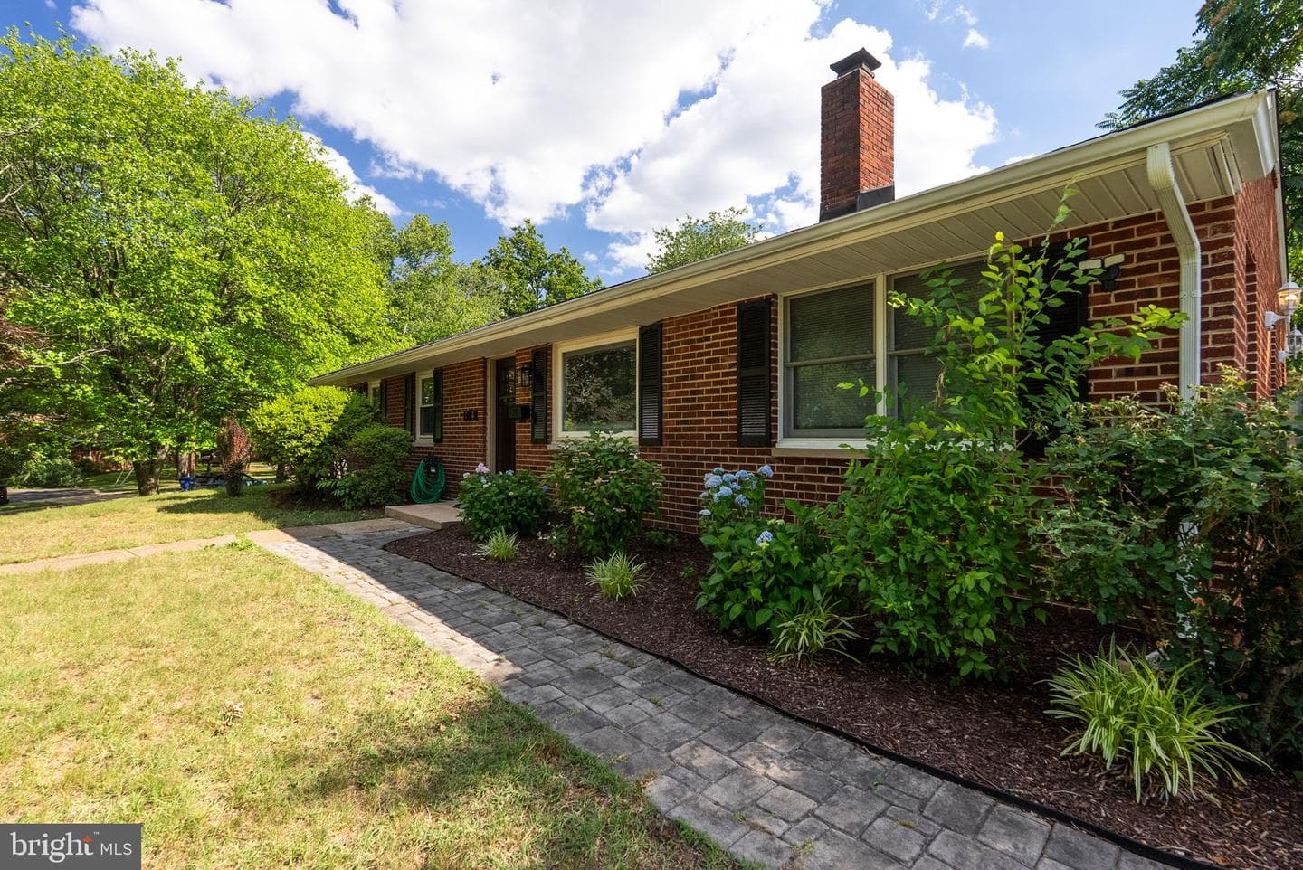 6101 Tonto Court photo 3
