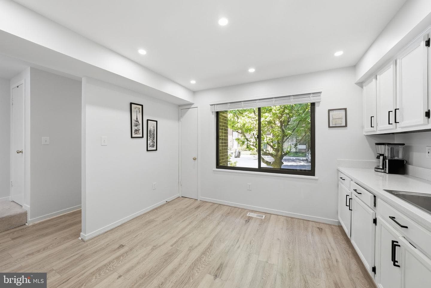 5826 Jacksons Oak Court photo 8