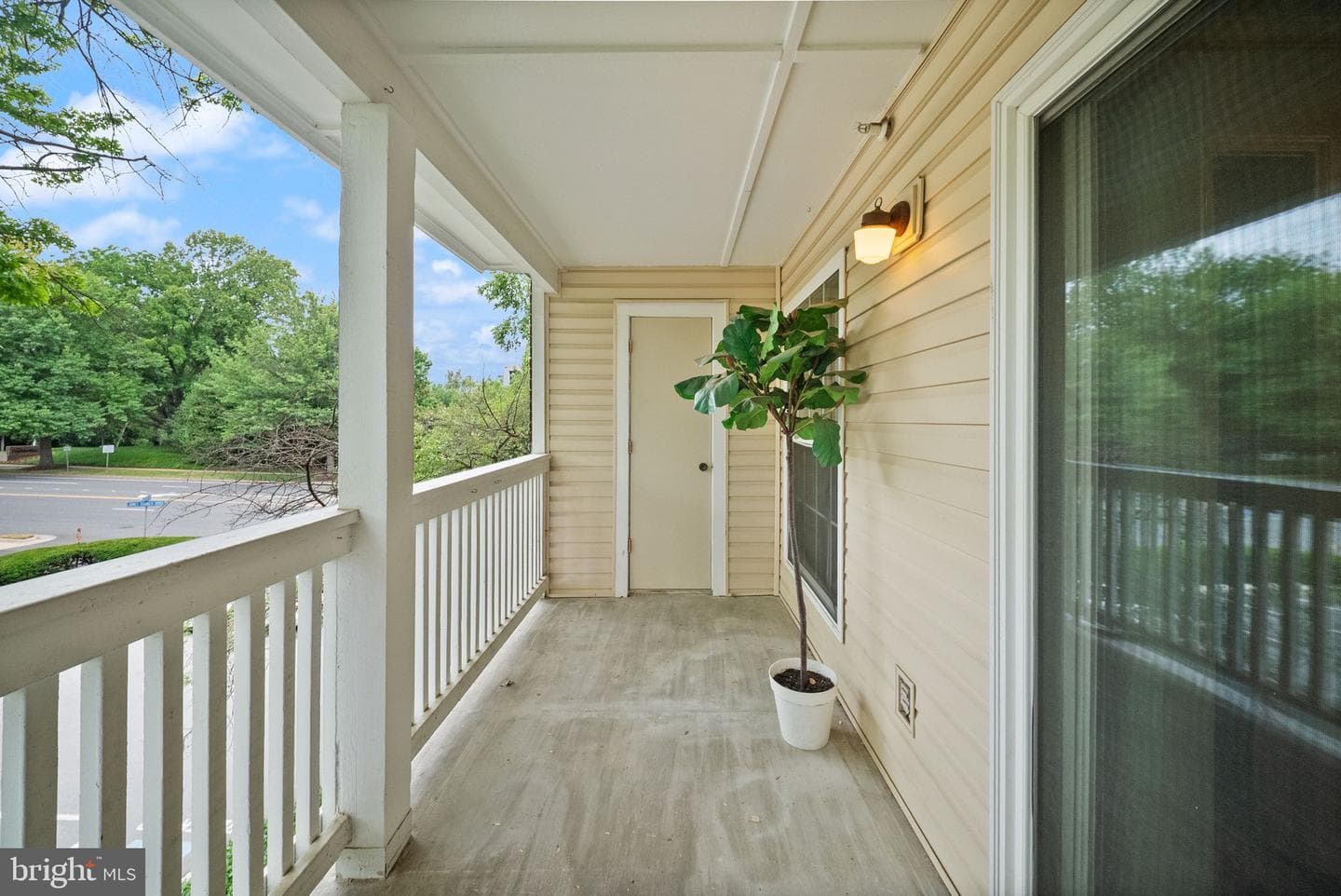 1504 Lincoln Way #323 photo 18