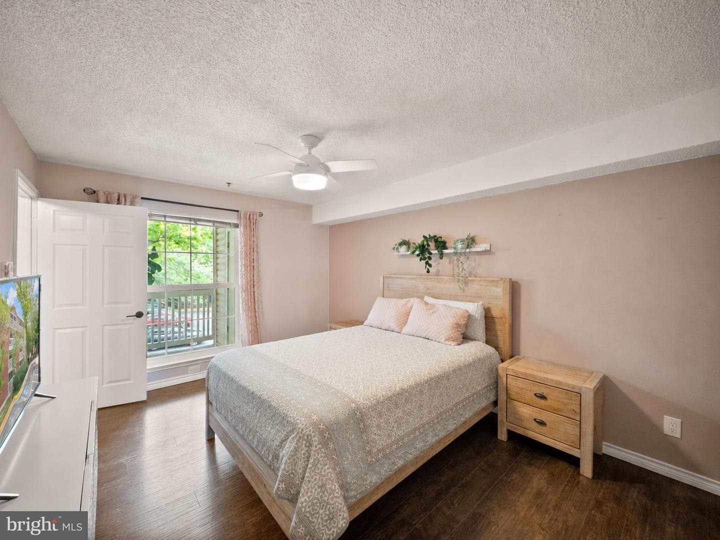 1504 Lincoln Way #323 photo 21