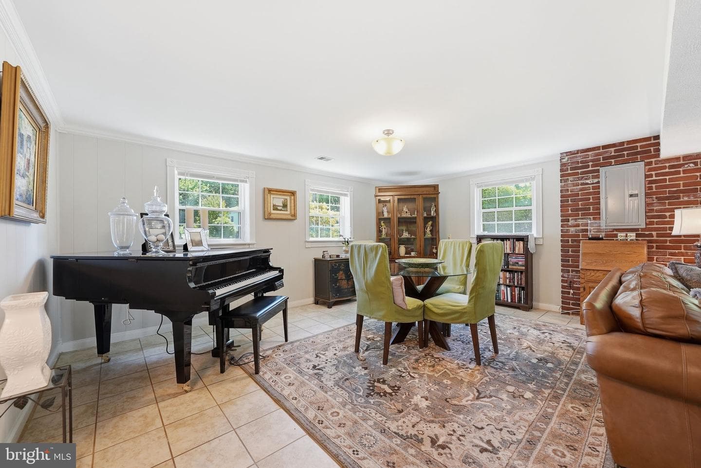 6106 Marilyn Drive photo 15