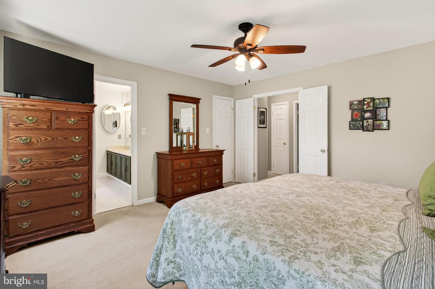 6463 Woodmere Place photo 32