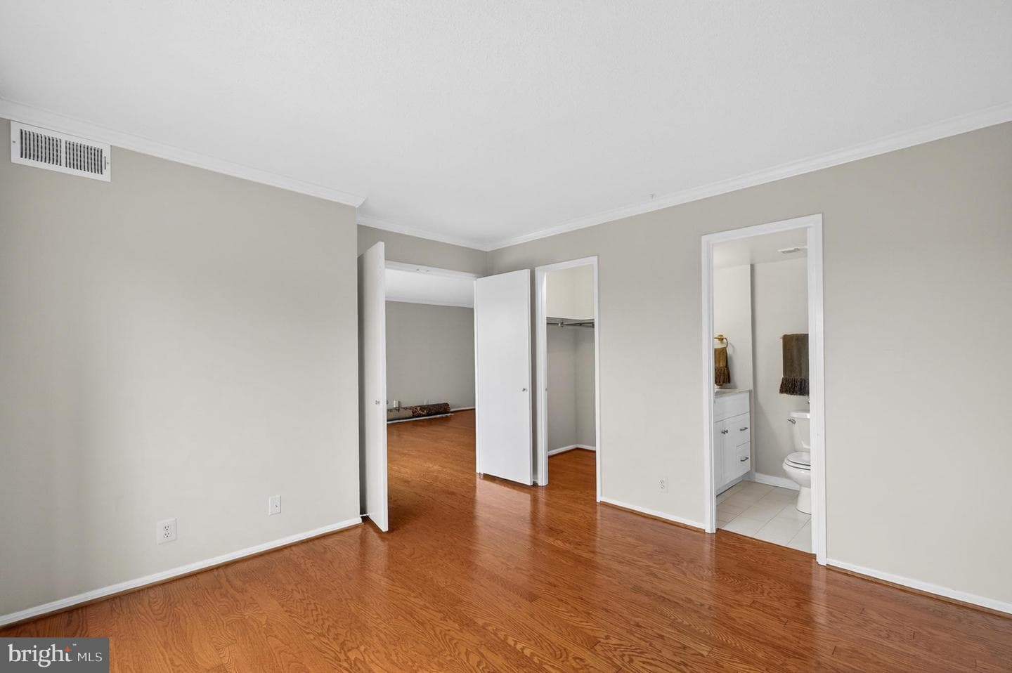 8380 Greensboro Drive #1017 photo 26