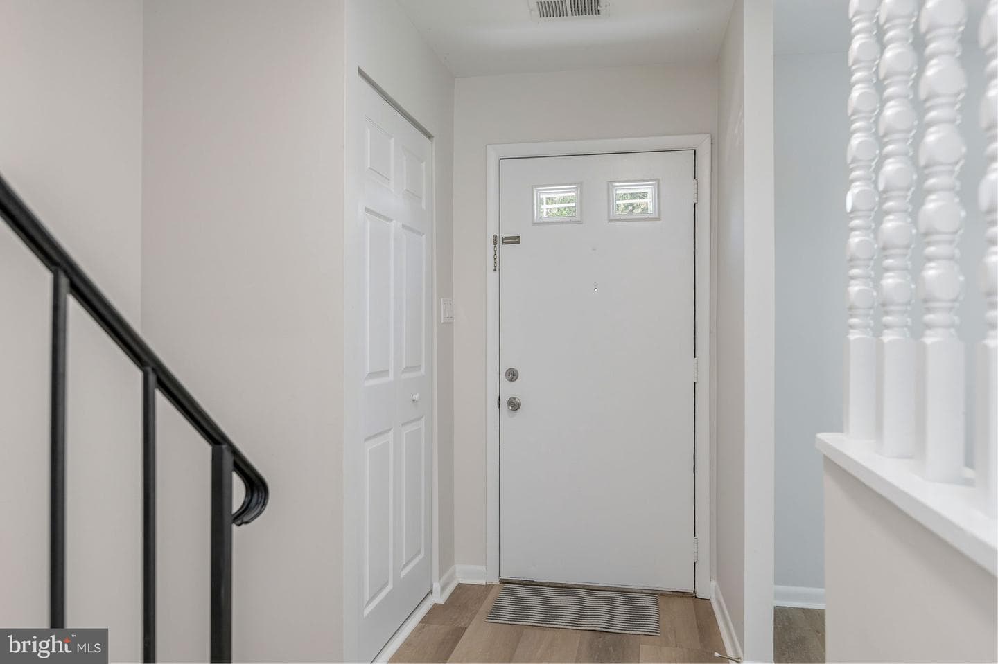 2124 Mager Drive photo 2