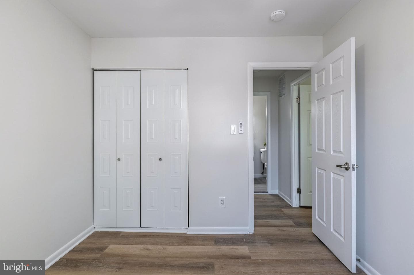 2124 Mager Drive photo 24