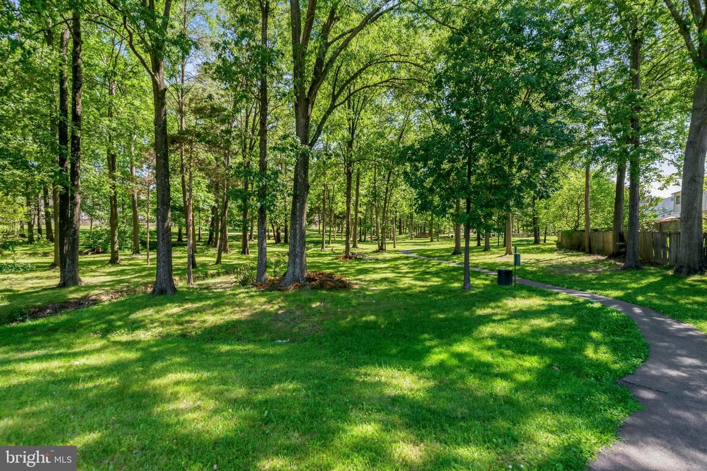 2124 Mager Drive photo 37
