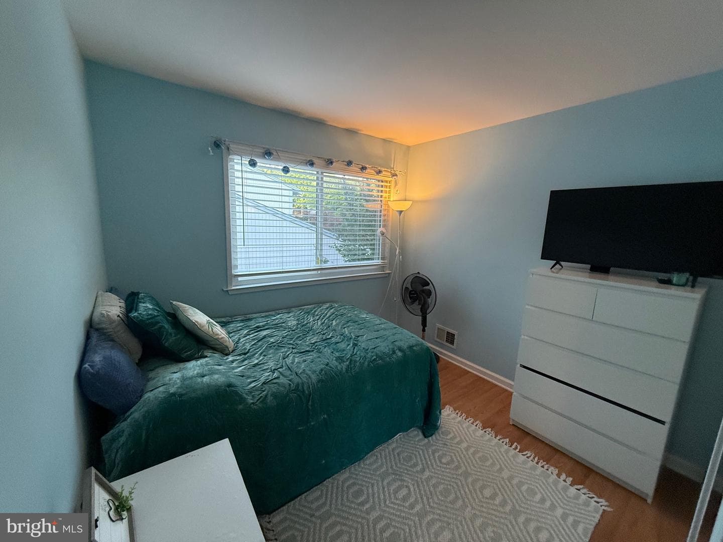 6820 Vantage Dr photo 15
