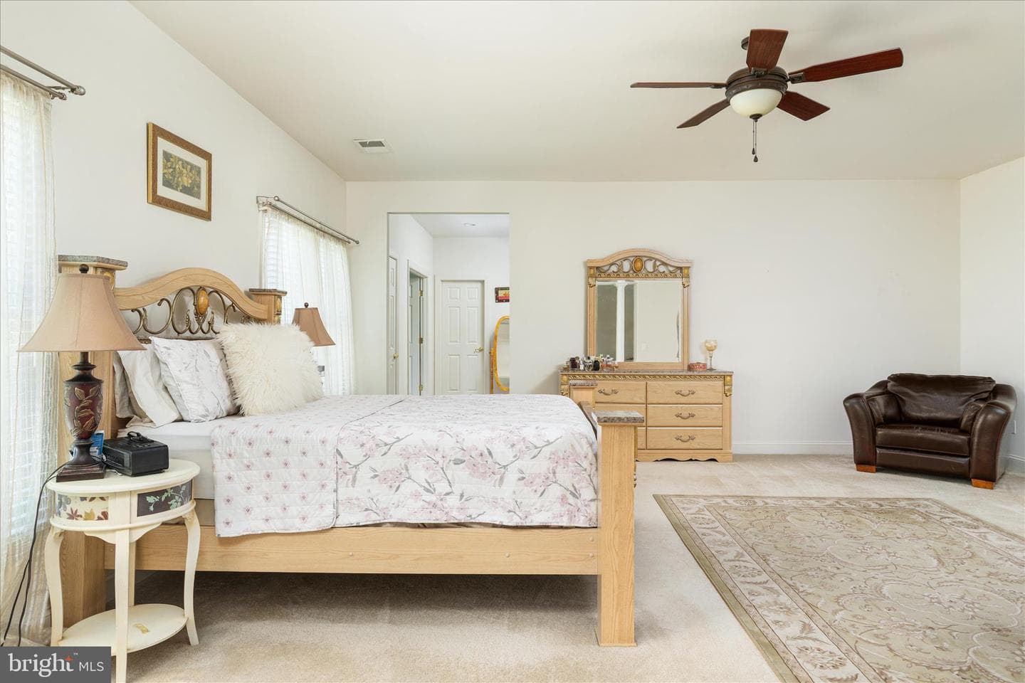8906 Laurel Overlook Drive photo 23