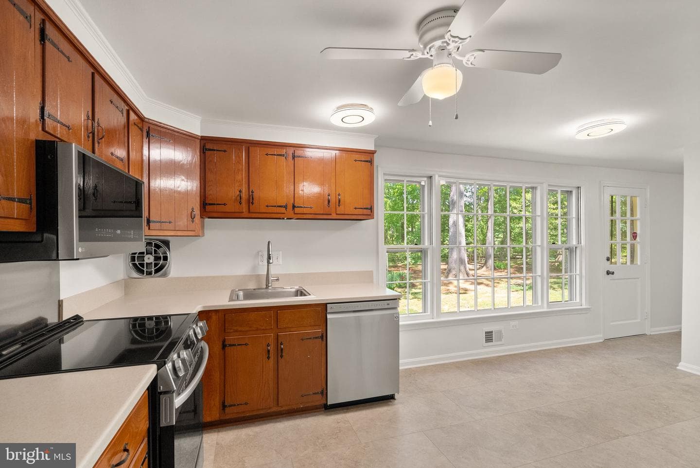 4018 Robertson Boulevard photo 16
