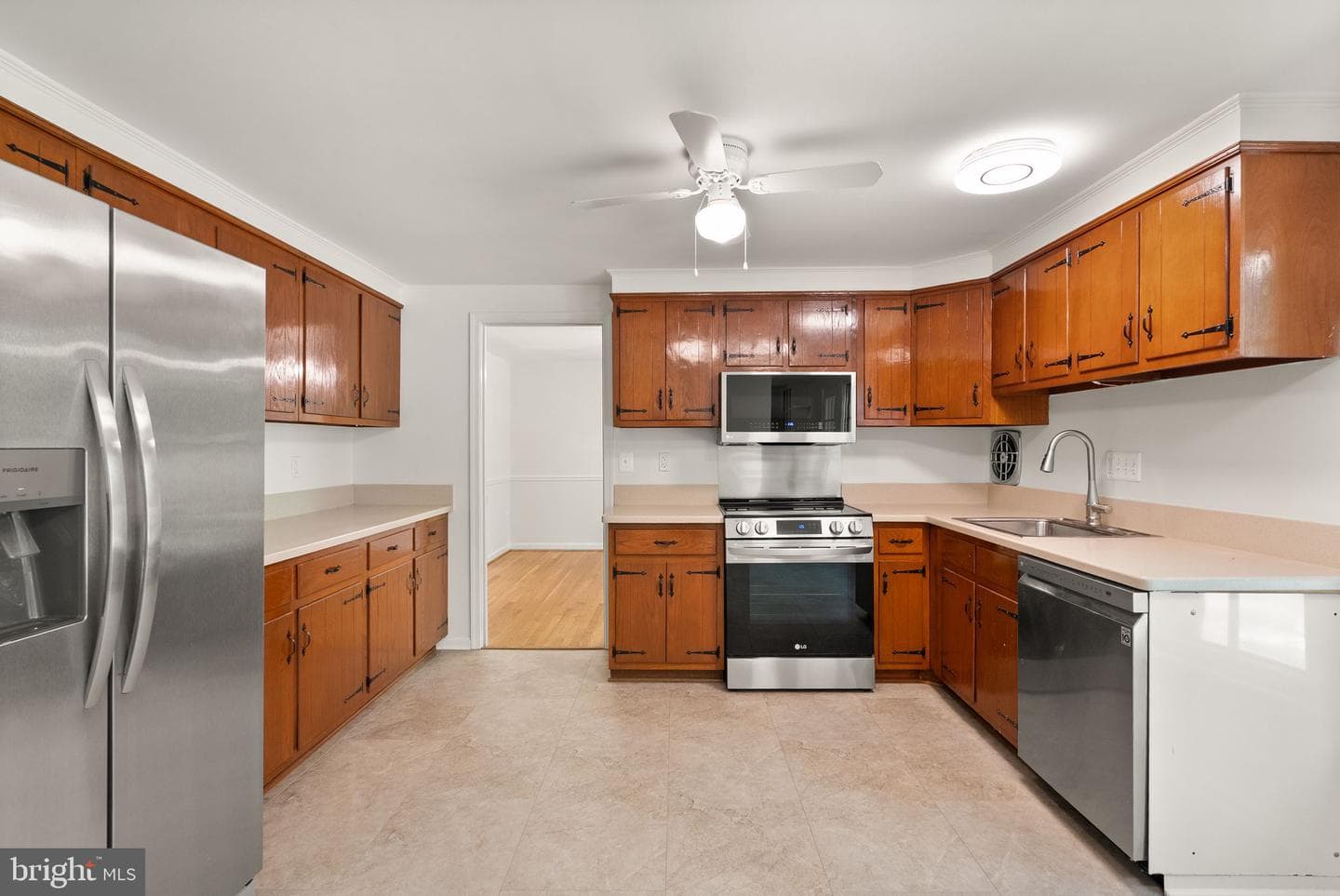 4018 Robertson Boulevard photo 17