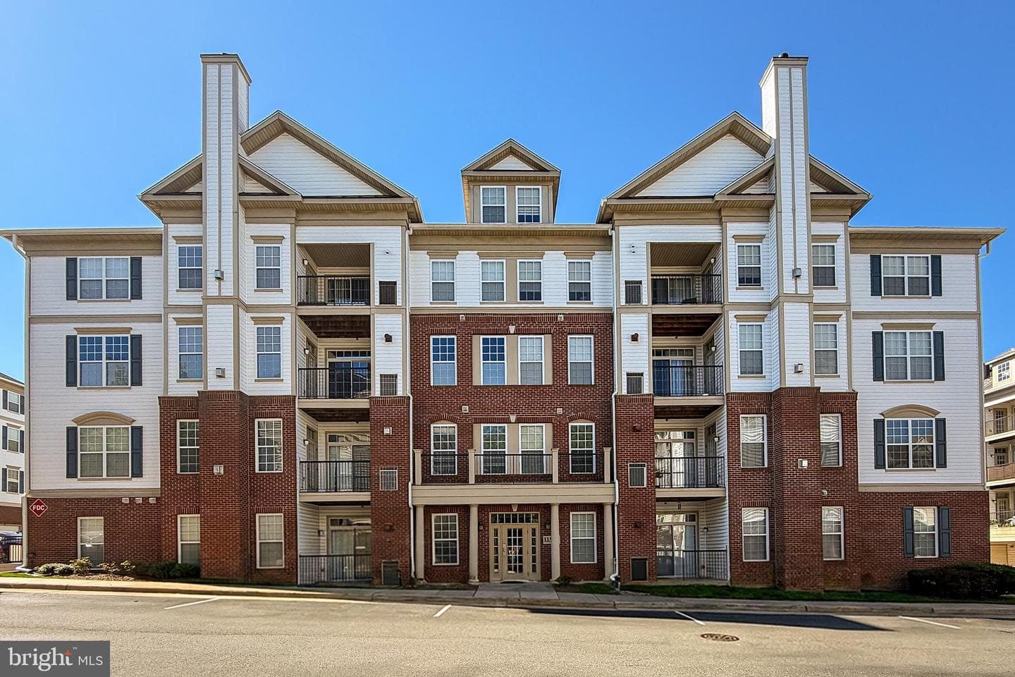 11575 Cavalier Landing Court #301, Fairfax