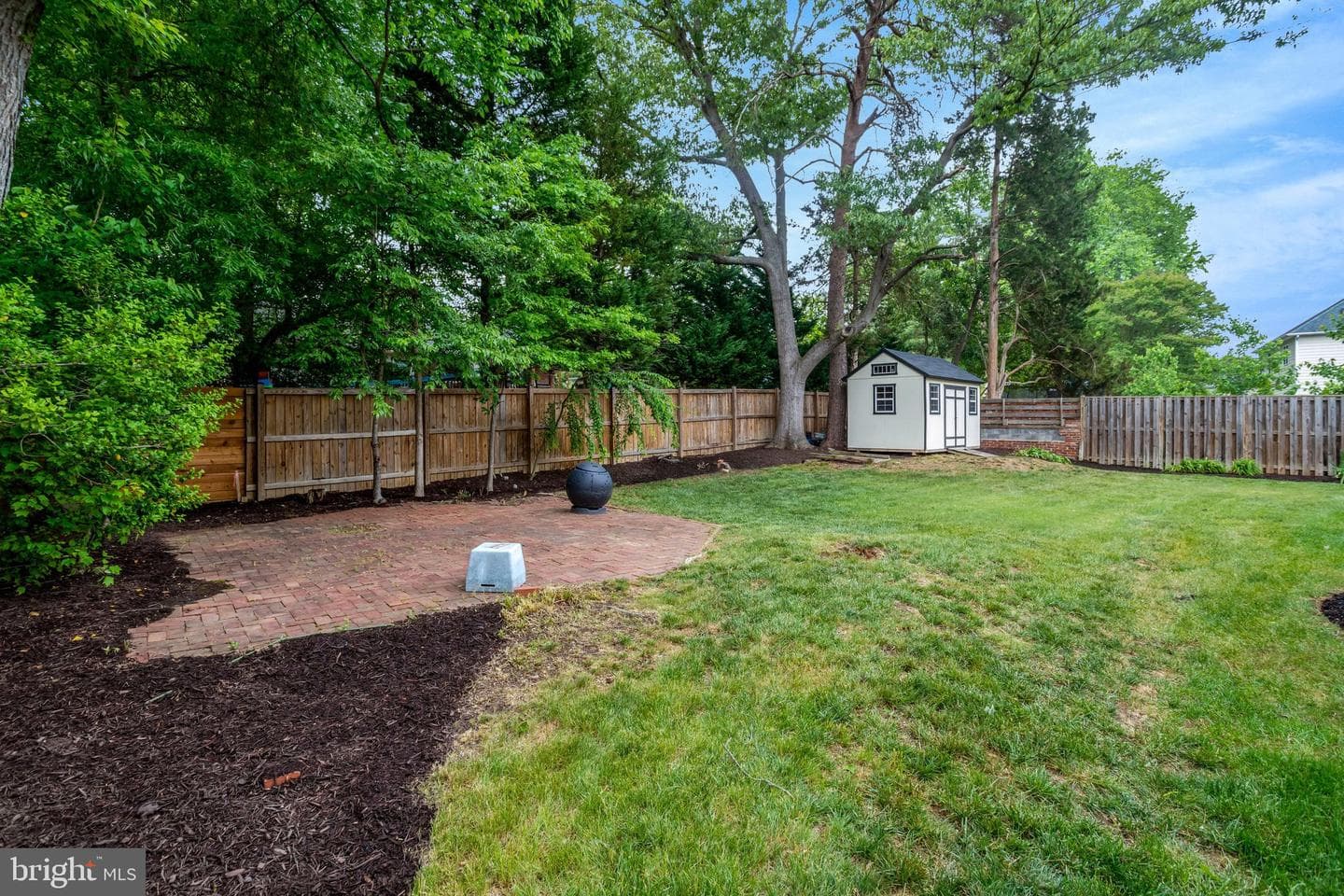 2106 Basset Street photo 39