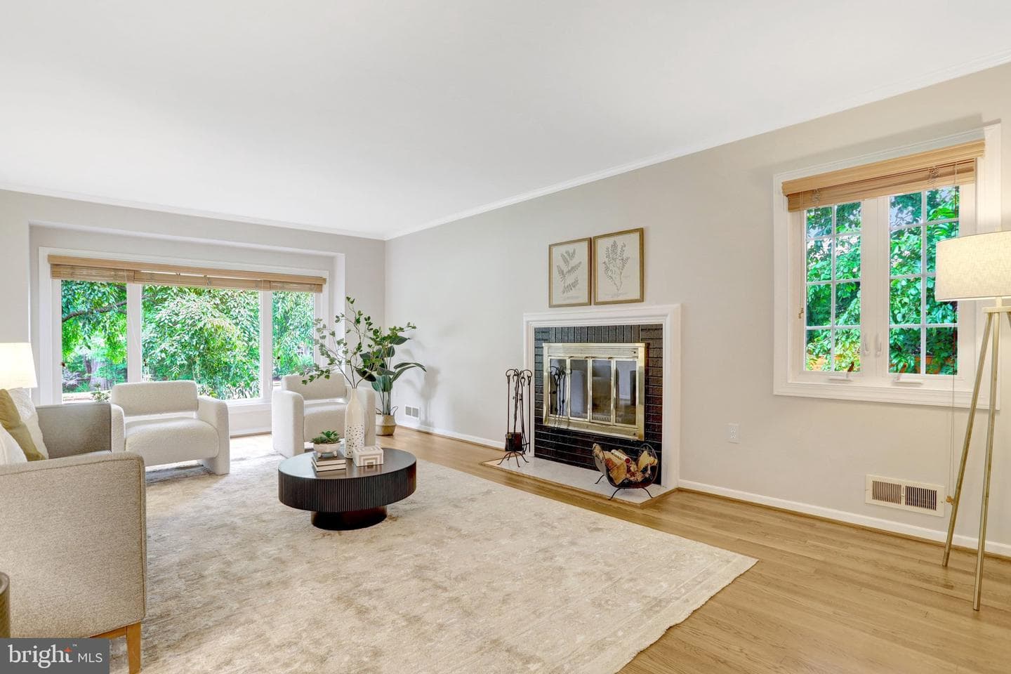2106 Basset Street photo 5