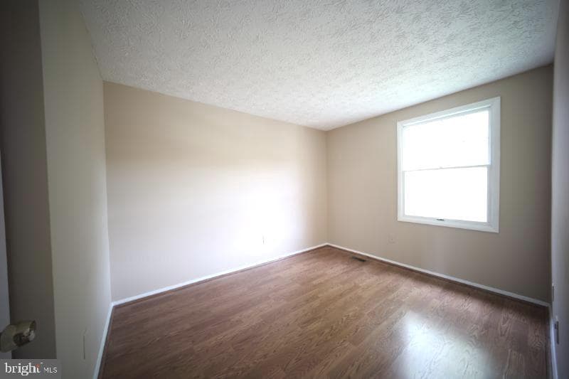 5935 Spruce Run Court photo 12