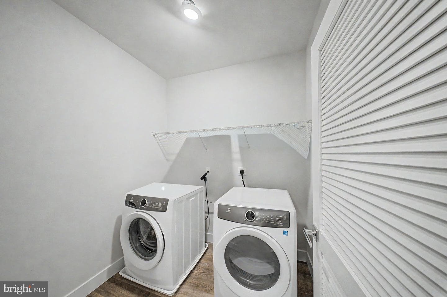1761 Old Meadow Road #220 photo 19