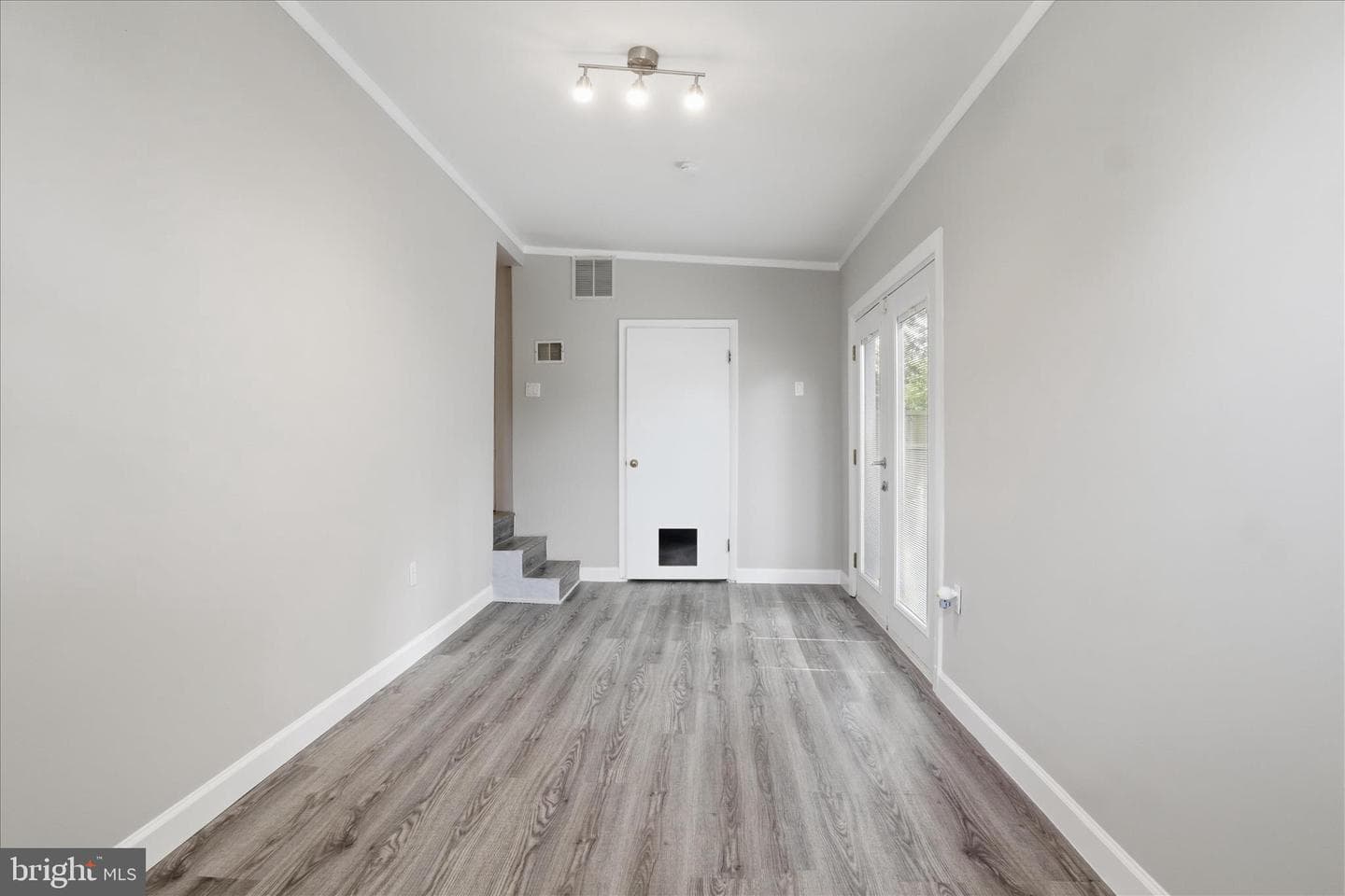 2504 Stone Hedge Drive photo 31